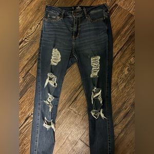 Hollister women’s skinny jeans